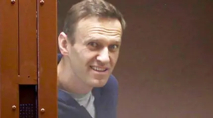 Навальному выставят еще 10 миллионов за моральные страдания? Навальному выставят еще 10 миллионов за моральные страдания?