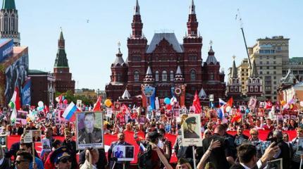 В Токио разглядели русское «победобесие» В Токио разглядели русское «победобесие»