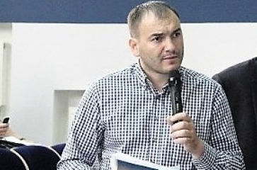 Оскорбленный Зеленским Ярослав Годунок пригрозил президенту Украины судом Оскорбленный Зеленским Ярослав Годунок пригрозил президенту Украины судом