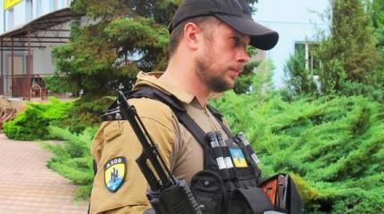 Депутаты не хотят спонсировать АТО, Билецкий советует им застрелиться Депутаты не хотят спонсировать АТО, Билецкий советует им застрелиться