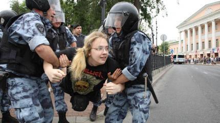 Протесты в Гонконге и Москве: ожидаемая «неожиданность»