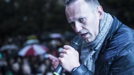 Профессиональные либералы-стервятники питающиеся болью и горем людей Профессиональные либералы-стервятники питающиеся болью и горем людей