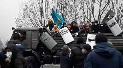 Погромщики в Алма-Ате не трогали русских Погромщики в Алма-Ате не трогали русских