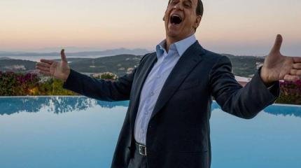 Мафия, секс-скандалы и райские птицы: что сгубило Берлускони