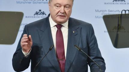 Петр Порошенко считает, что Россия превратила Крым в руины Петр Порошенко считает, что Россия превратила Крым в руины