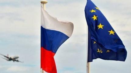 Европа пытается вернуть доверие России вопреки давлению США Европа пытается вернуть доверие России вопреки давлению США