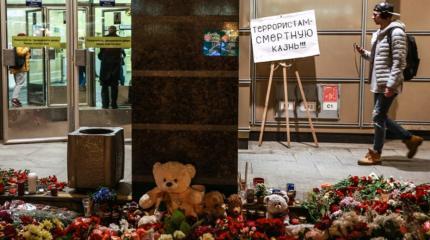 Эхо Москвы блюёт русофобией: «горите в аду, почтившие память жертв теракта!» Эхо Москвы блюёт русофобией: «горите в аду, почтившие память жертв теракта!»