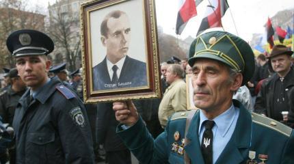 Украина-Нероссия не имеет права на существование Украина-Нероссия не имеет права на существование