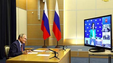 Путин наставил «Единую Россию» на путь истинный Путин наставил «Единую Россию» на путь истинный
