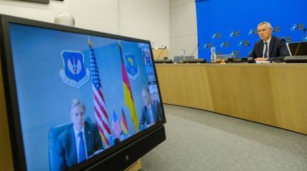 Генсек НАТО: Наблюдаем за возвращением талибов к власти в Афганистане с разбитым сердцем Генсек НАТО: Наблюдаем за возвращением талибов к власти в Афганистане с разбитым сердцем