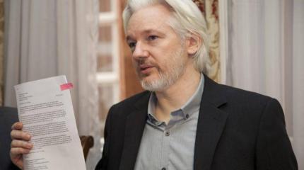 Создатель WikiLeaks Ассанж раскрыл, как Тереза Мэй попала в ловушку Москвы Создатель WikiLeaks Ассанж раскрыл, как Тереза Мэй попала в ловушку Москвы