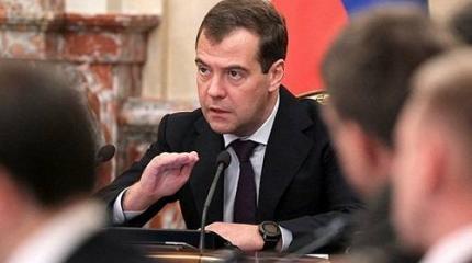 Почему Медведеву как премьер-министру нет альтернативы Почему Медведеву как премьер-министру нет альтернативы