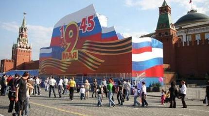 Прятать за фанерой Мавзолей на 9 мая – все равно что Божий храм на Пасху Прятать за фанерой Мавзолей на 9 мая – все равно что Божий храм на Пасху