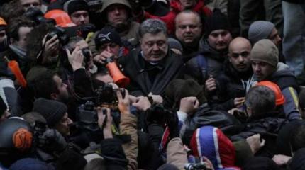 Репетиция свержения Порошенко: Партия войны сливает президента Репетиция свержения Порошенко: Партия войны сливает президента