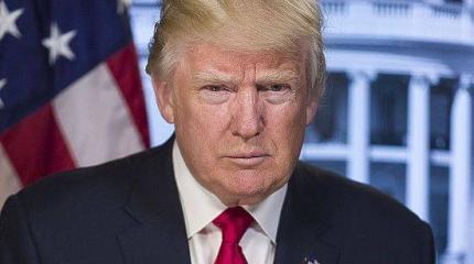Трамп угрожает национальной безопасности США Трамп угрожает национальной безопасности США