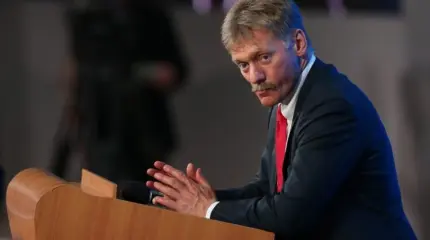 Песков: Запад пытается влиять на процессы внутри РФ
