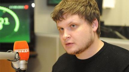 Надежды ему дарит выпивка: пранкер Лексус о том, почему ему жаль Порошенко Надежды ему дарит выпивка: пранкер Лексус о том, почему ему жаль Порошенко