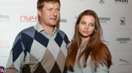 Подлость дочери чемпиона: Кафельникова рассказала, за что ненавидит Россию Подлость дочери чемпиона: Кафельникова рассказала, за что ненавидит Россию