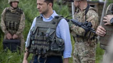 Войне – быть: первые слова Зеленского на фронте определили будущее Донбасса Войне – быть: первые слова Зеленского на фронте определили будущее Донбасса