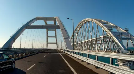 Посчитать поименно! В Киеве требуют наказывать за пользование Крымским мост Посчитать поименно! В Киеве требуют наказывать за пользование Крымским мост