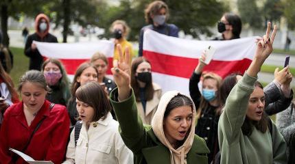 Студентов, отчисленных за участие в Беломайдане, пригласили учиться в РФ Студентов, отчисленных за участие в Беломайдане, пригласили учиться в РФ