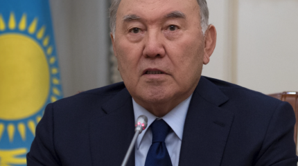 Назарбаев ушёл, но он не устал