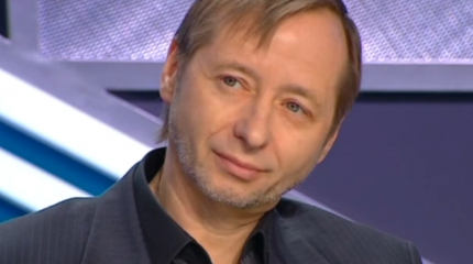 Александр Кочетков: Яценюк освобождает «кормушку», а на подмене либо авантюрист, либо аферист Александр Кочетков: Яценюк освобождает «кормушку», а на подмене либо авантюрист, либо аферист