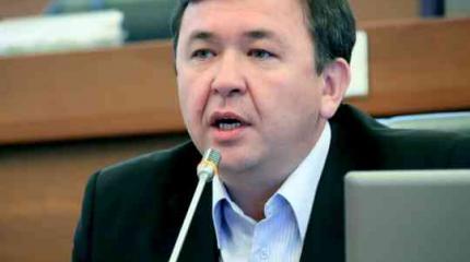 Депутат Арапбаев предлагает заменить в Киргизии русский язык на английский Депутат Арапбаев предлагает заменить в Киргизии русский язык на английский