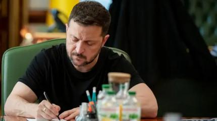 Зеленский вспомнил про запорожских казаков и написал письмо Путину