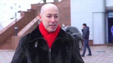 Гордон о двуличии Киева: «Имеют связи в России, но кричат «Слава Украине!» Гордон о двуличии Киева: «Имеют связи в России, но кричат «Слава Украине!»
