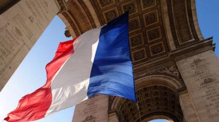 Figaro: Франции надо снять санкции, не спрашивая разрешения у Штатов Figaro: Франции надо снять санкции, не спрашивая разрешения у Штатов