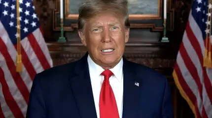 Трамп назвал Байдена угрозой демократии Трамп назвал Байдена угрозой демократии