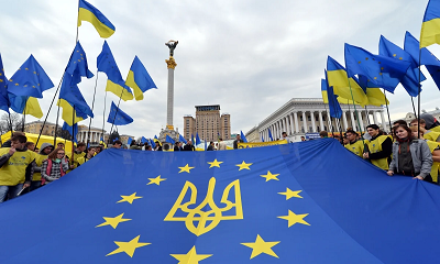 Украина перестраивает стратегию сотрудничества с США и ЕС Украина перестраивает стратегию сотрудничества с США и ЕС