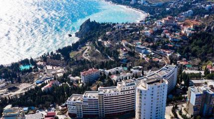 Москва снова бьет по Киеву: Украинцев выставляют из Крыма Москва снова бьет по Киеву: Украинцев выставляют из Крыма