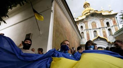 Захват Лавры отложен? Захват Лавры отложен?