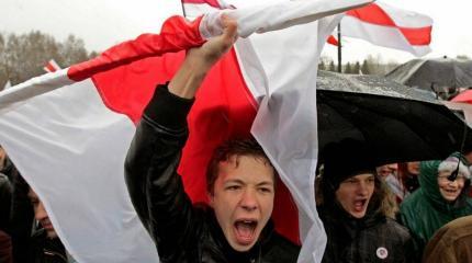 Белоруссия: Травля и угрозы расправами становятся массовыми Белоруссия: Травля и угрозы расправами становятся массовыми