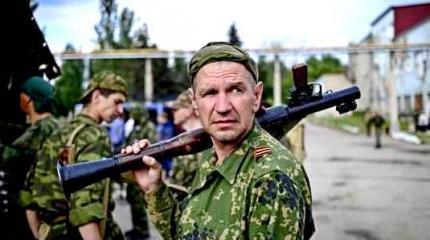 Донбасс становится красным Донбасс становится красным