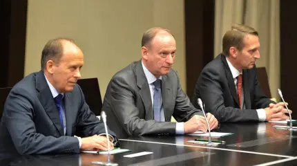 В ближний круг Путина входят шесть человек В ближний круг Путина входят шесть человек