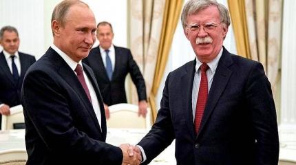 Путин провел с Болтоном жесткую беседу Путин провел с Болтоном жесткую беседу