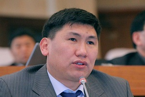 Улукбек Кочкоров: Правительство Кыргызстана должно обеспечить широкие обсуждения законопроектов по ТС Улукбек Кочкоров: Правительство Кыргызстана должно обеспечить широкие обсуждения законопроектов по ТС