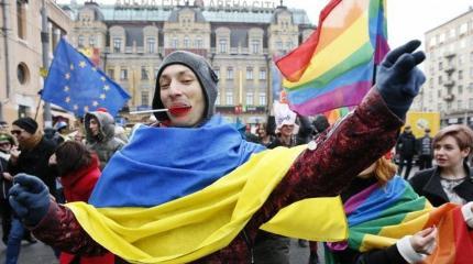 Коронавирус больно ударил по мировому гей-лобби Коронавирус больно ударил по мировому гей-лобби