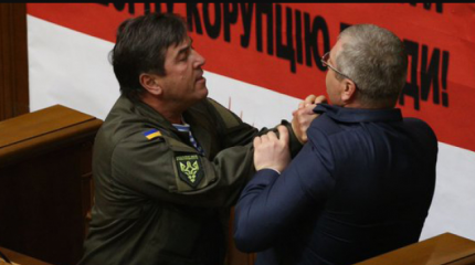 В Верховной Раде радикалы атаковали оппозицию В Верховной Раде радикалы атаковали оппозицию
