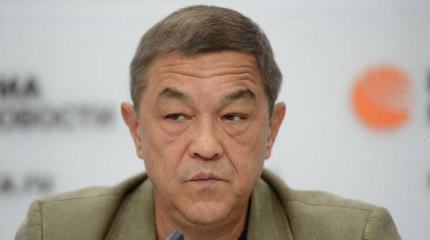 Хисамов: Ляшко станет подпевалой или при Яценюке, или при Тимошенко Хисамов: Ляшко станет подпевалой или при Яценюке, или при Тимошенко