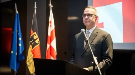 Зарвавшийся германский посол в Грузии получил по заслугам Зарвавшийся германский посол в Грузии получил по заслугам