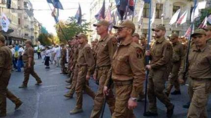 Порошенко и «партия войны» не желают уступать власть