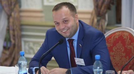 Сенатор Добрынин уходит из Совфеда ради юридической деятельности