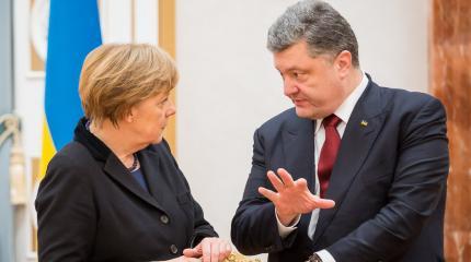 Запад опаздывает с корректировкой своей политики на Украине Запад опаздывает с корректировкой своей политики на Украине