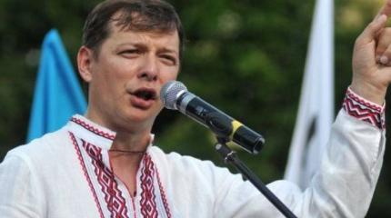 Олег Ляшко взгромоздился на танк и собрался на Москву Олег Ляшко взгромоздился на танк и собрался на Москву