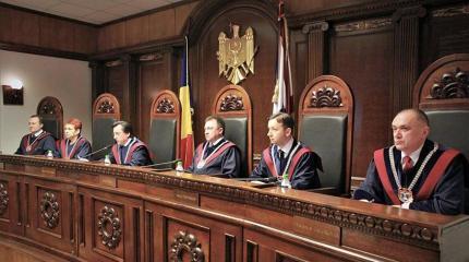 Решение КС Молдовы выводит политический кризис на новый уровень Решение КС Молдовы выводит политический кризис на новый уровень