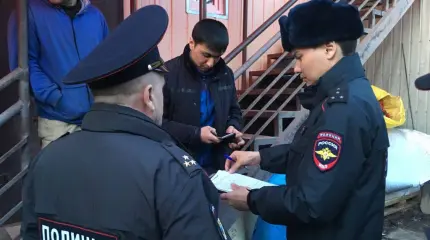Власти Якутии запретили мигрантам работать в целом ряде отраслей Власти Якутии запретили мигрантам работать в целом ряде отраслей